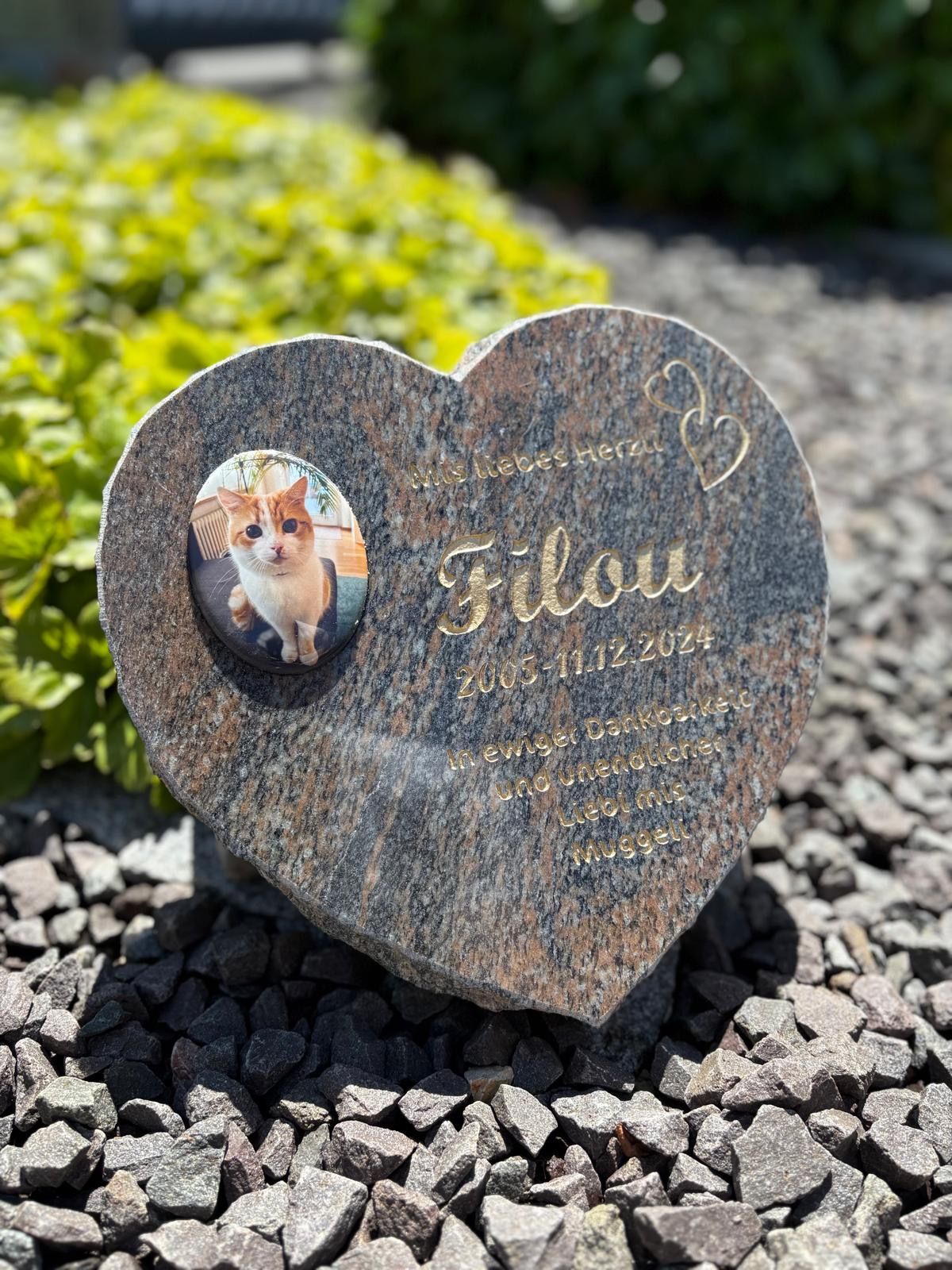 Tiergrabstein Herzstück