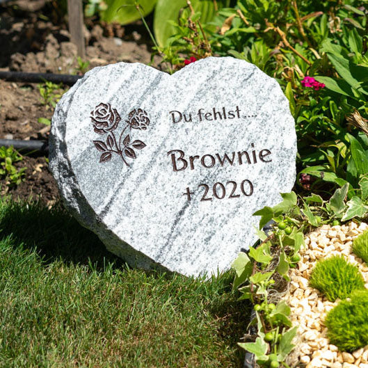 Tiergrabstein Herzstück